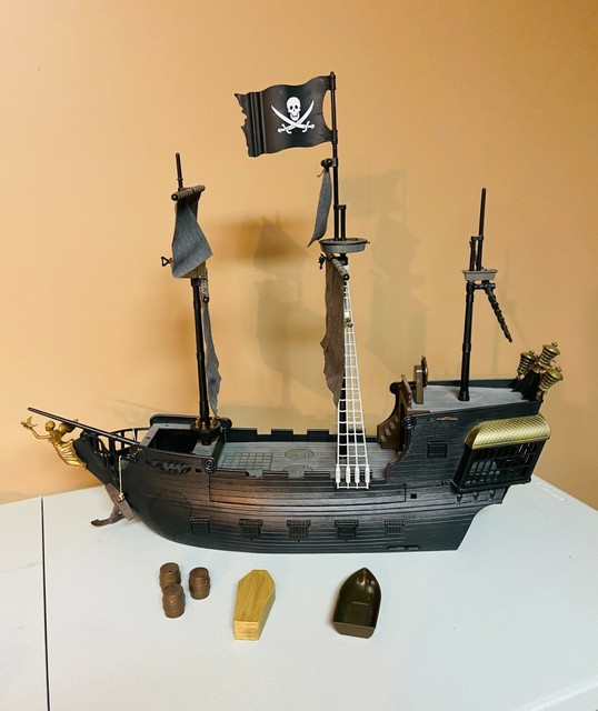 black pearl toy ship
