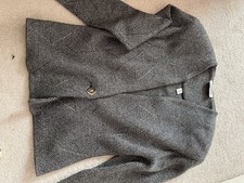 st. john knits jacket and skirt suit size 6