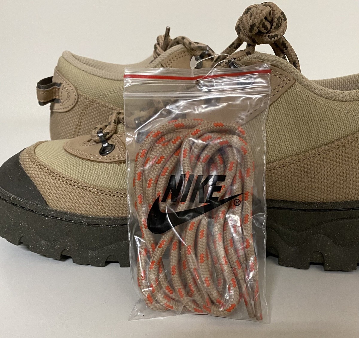 Nike Lahar Low Hemp Smoke Grain Women’s Sz 9.5/ Mens Sz 8 Boots DD0060-200 NEW!!