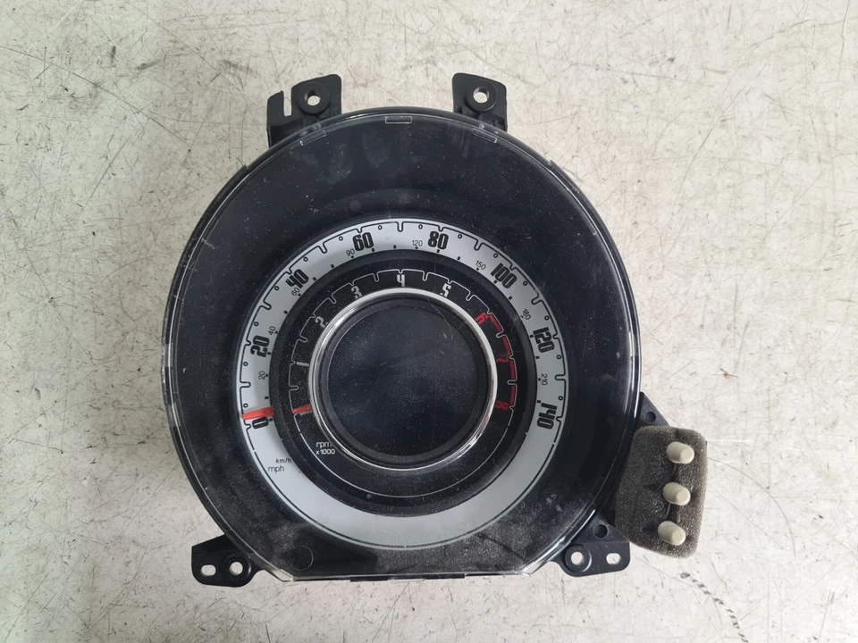 FIAT 500 2010 312 0.9 TWIN AIR CLOCKS SPEEDO INSTRUMENT CLUSTER