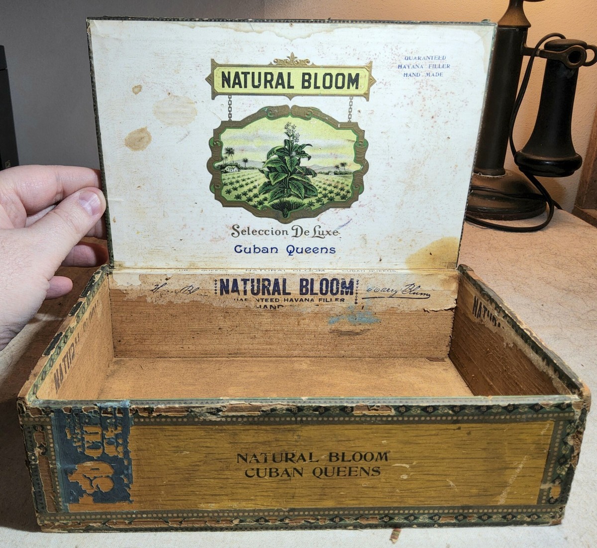 ANTIQUE NATURAL BLOOM SELECCION DELUXE ADVERTISING WOODEN CIGAR