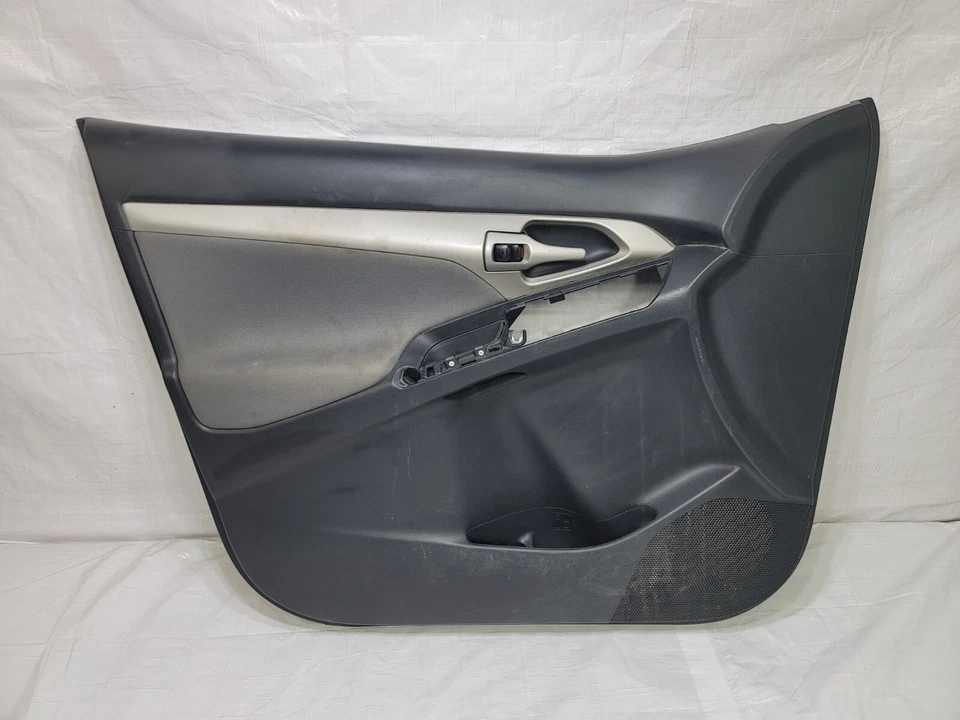 2009-2013 Toyota Matrix Door Trim Panel Front LH Left Driver Side 67620-02J20-B0 Foto 2 de 4