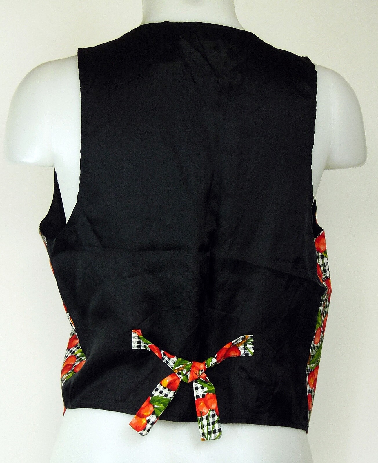VTG Sostanza Button-Front Black and White Plaid Vest w/ Cherry Print S/M 