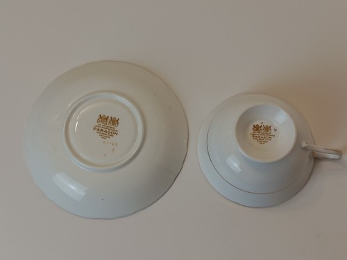 PARAGON Double Warrant  Bone China Teacup Saucer England Floating Dogwood Yellow - Picture 6 of 9