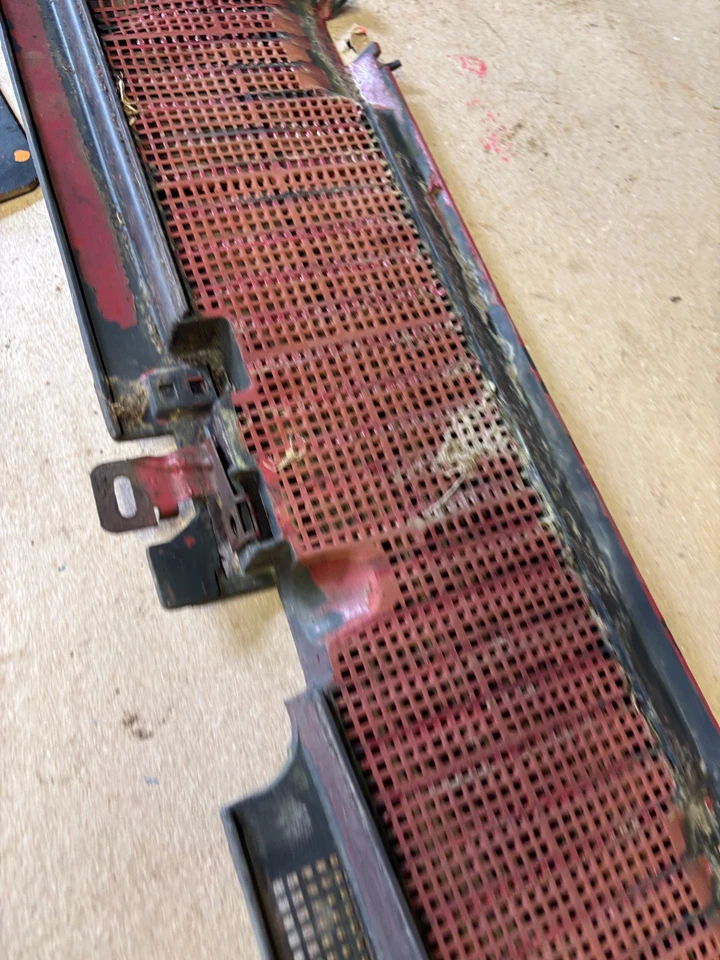 1981 82 83 1984 1987 C10 K10 K5 Chevrolet GMC capó capó limpiaparabrisas parrilla 14022773 OE Foto 4 de 4