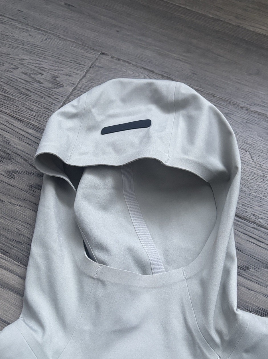 ADIDAS X FEAR OF GOD | Athletics Base Layer Crop Scuba Hoody in Sesame Sz Medium thumbnail 5