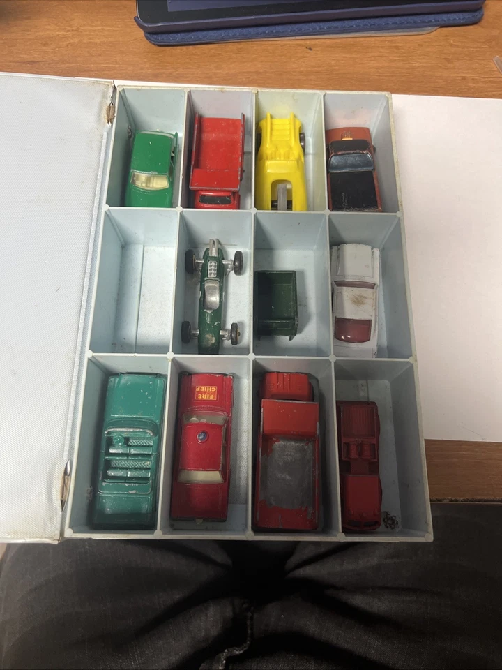 Vintage 1966 MATTEL Pre-Hot-Wheels MINIATURE CAR COLLECTORS 12 Car SHOW CASE - Image 2 of 4