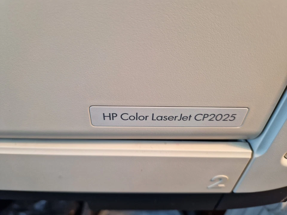 HP Laserjet CP2025n Colour Laser Printer. With 6 Month Warranty - Image 2 of 3