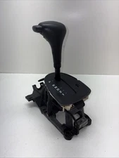 2003-2005 FORD FOCUS AUTOMATIC TRANSMISSION GEAR SHIFTER SELECTOR OEM
