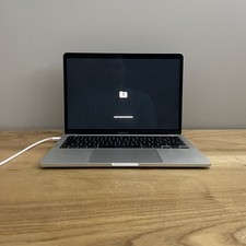 MacBook Pro 2020 13 Inch 2.3ghz 32gb Ram 512gb SSD Excellent Condition Faulty
