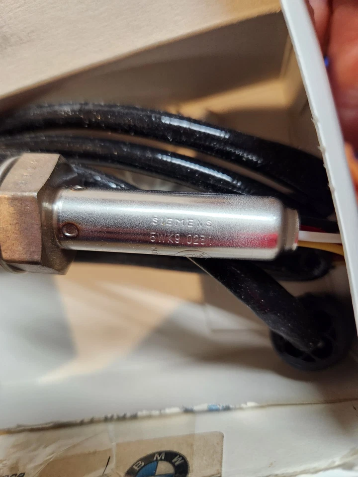 NUEVO Sensor de oxígeno genuino OEM BMW 323i 323is 328i 328is 528i 728i Z3 11781427884 Foto 2 de 4