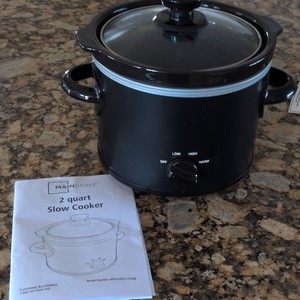 Mainstays 2 Qt Slow Cooker Black 4-Setting Temp Control Stoneware MS54100112165B
