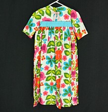 Vintage Cavanaghs Bright Floral Girls Empire Waist Baby Doll Dress 7 1960s MCM