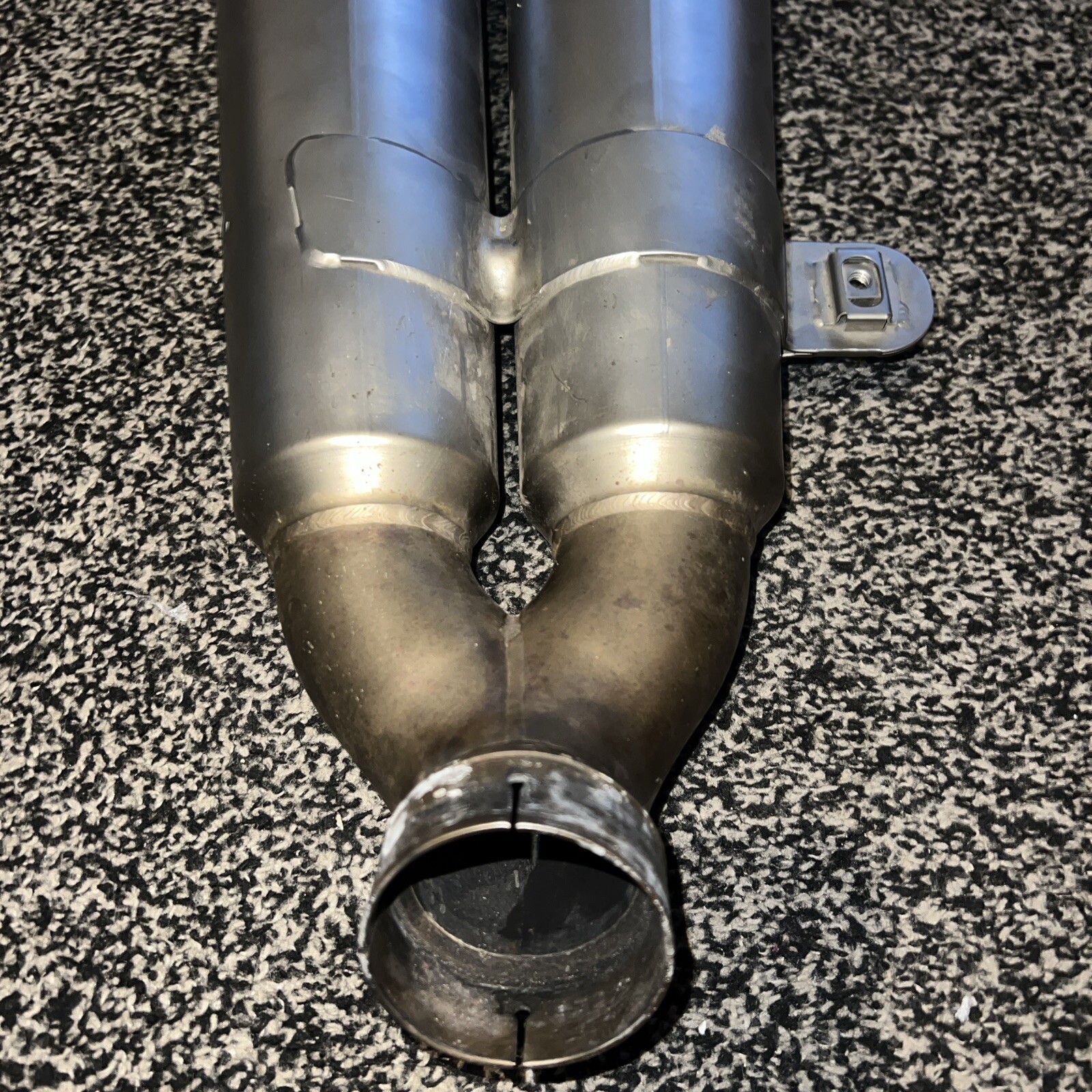 BMW R9t R Nine T 2013 to 2018 AKRAPOVIC Exhaust Silencer 