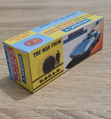 MAN FROM UNCLE HUSKY CAR REPODUCTION TRAY AND BOX , ( HUSKY CAR NOT INCLUDED) . - Picture 5 of 10