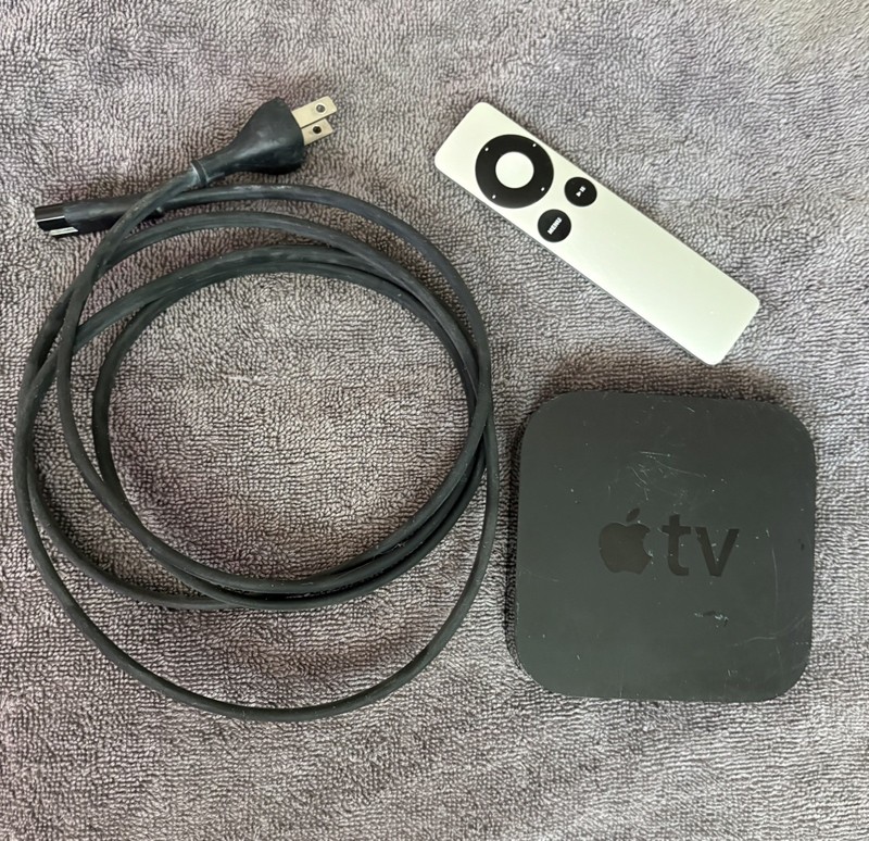 Apple TV 3rd Gen A1427, 1080p HD Streaming Media Player, Working Condition 