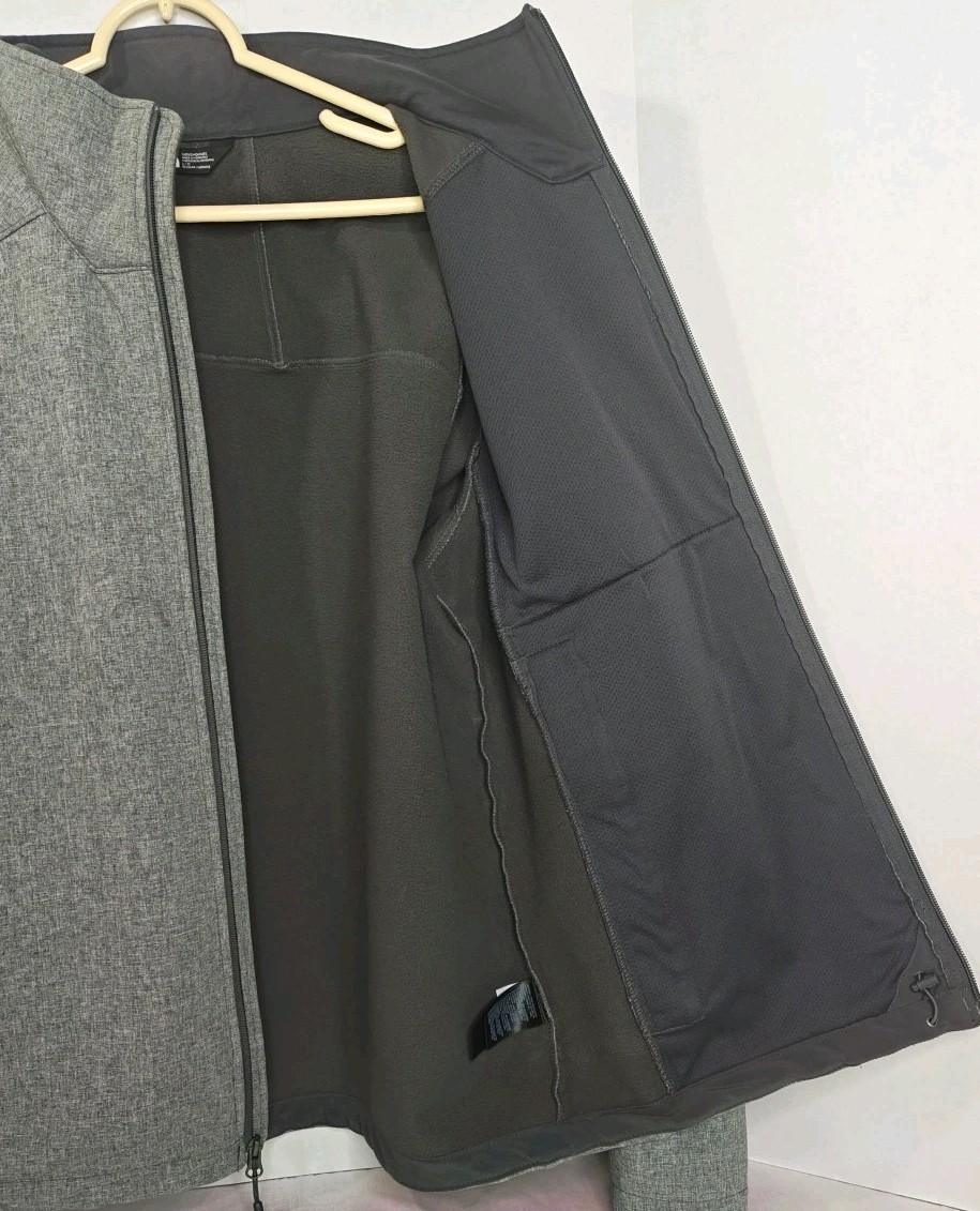 The North Face Softshell Gray Medium Weight Jacke… - image 5