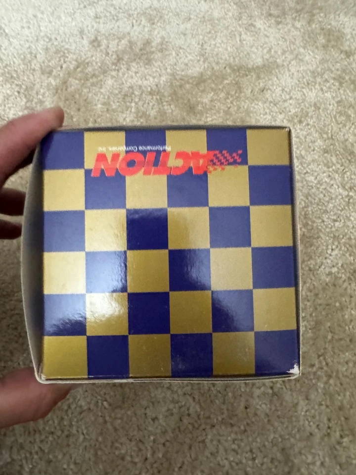 Casco de carreras Dale Earnhardt Jr 1998 Coca-Cola Polar Bear NASCAR 1 de 11.000 Foto 3 de 4