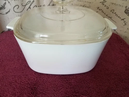Vintage Corning Ware A-3-B White Covered Casserole 3L Pyrex A-9C Lid