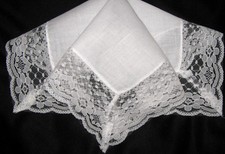 True VTG 2 1/4" LACE E GORGEOUS Whitet WEDDING HANKY LOOKS UNUSED EXCEL COND 