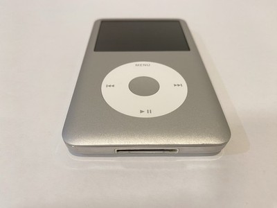 Apple iPod classic 7th Generation Silver (160 GB) Good Condition