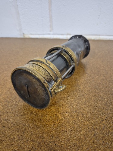 W E Teale Swinton No 4 Miners Lamp - Picture 7 of 8