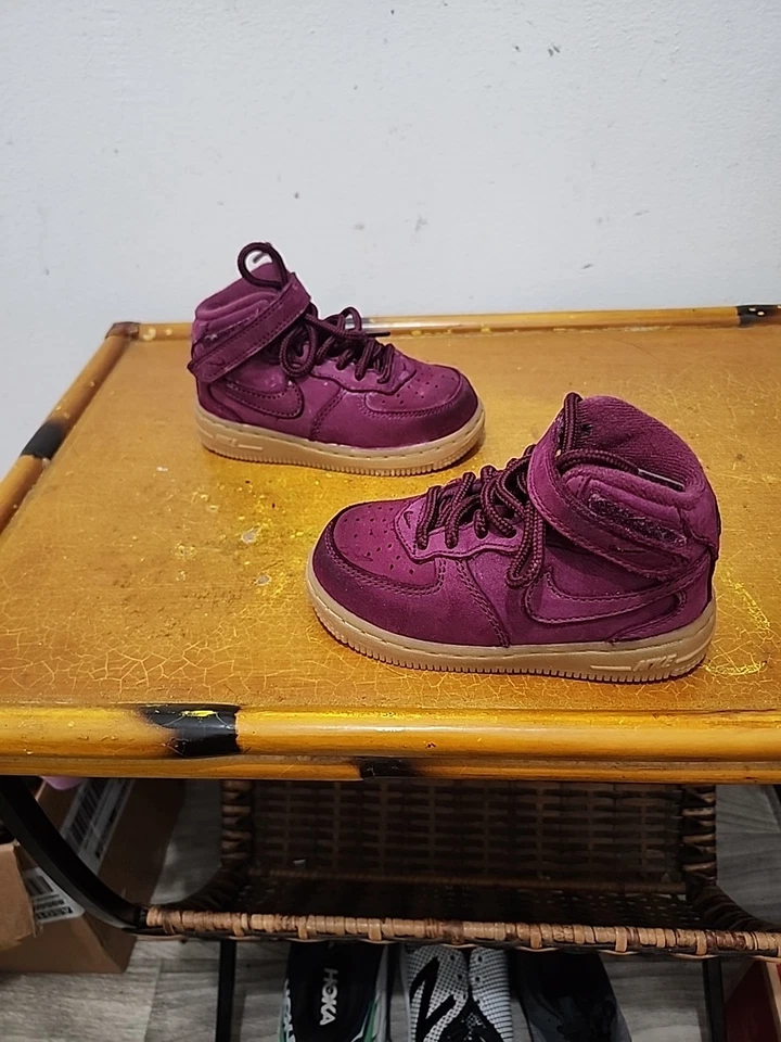 Nike Air Force 1 Mid TD Zapatos para niños pequeños Púrpura Burdeos AH0757 600 Talla 8C Foto 4 de 4