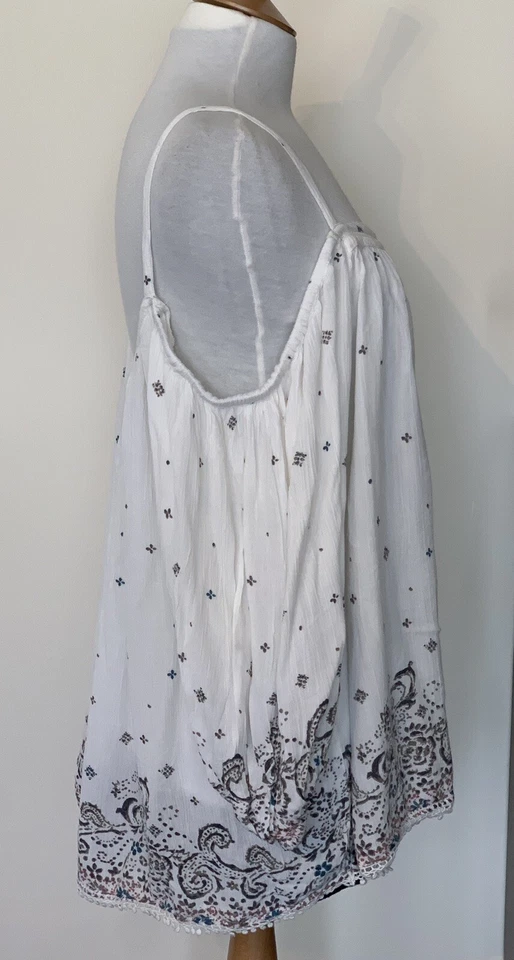 Blusa de verano de mujer usada talla 12/14 ligeramente usada Foto 2 de 4