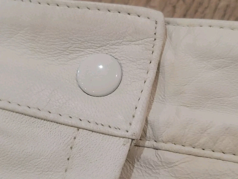 复古性感女式白色皮革长裙 6 码 Suzelle — 第 4/4 张图片