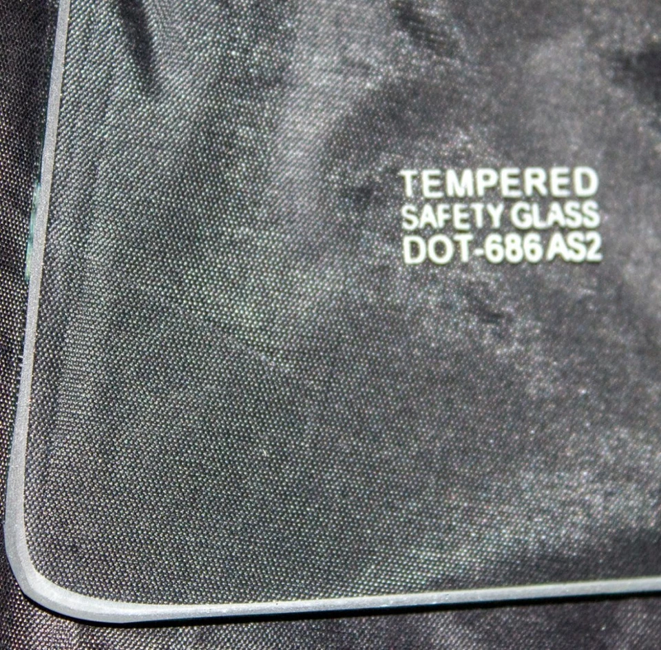 Back Glass Clear With Large Back Glass AMD Fits C10 Pickup 660-4068-C - Image 2 of 2