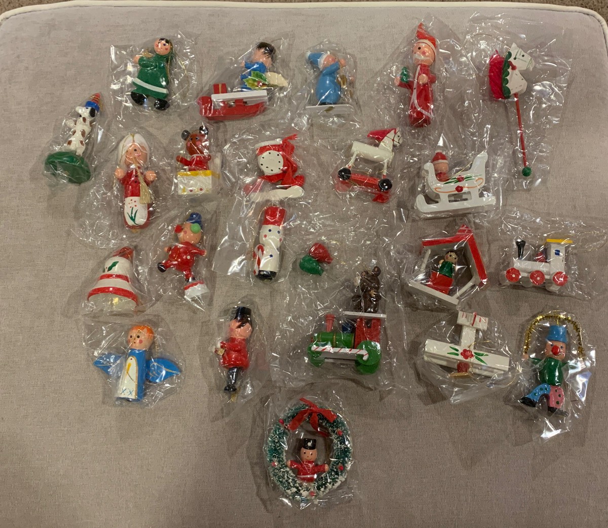 Vintage Taiwan Christmas Wooden Ornaments Hand Made - Lot Of 22 | eBay