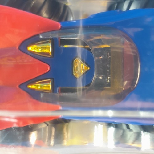 Hot Wheels Monster Trucks "SUPERGIRL" New For 2024 DC And Warner Bros 1:64 Scale - Picture 11 of 17