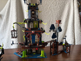 LEGO Ninjago 70736 Ghost Stealth Raider Haunted House Set w/ Instructions No Box