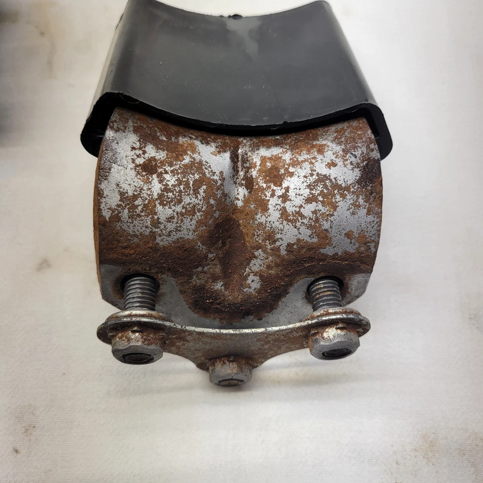 1994-02 Dodge Ram 2500 3500 Overload Leaf Spring Bump Stop Pair Block OEM - Image 2 of 4