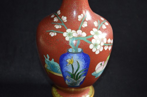 Unusual Vintage Chinese Cloisonne Vase URN Enamel brass Still Life Scene 8" - Picture 2 of 4
