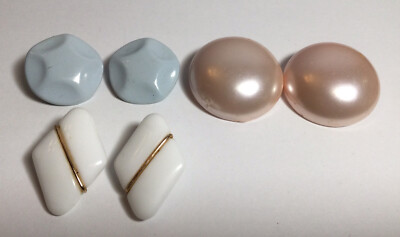 PRETTY VINTAGE RETRO MIXED LOT OF 3 PAIRS OF CLIP-ON EARRINGS NICE