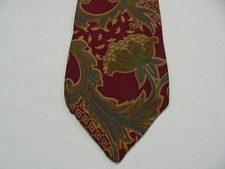 CLAIBORNE - FLORAL PRINT - VINTAGE - MADE IN USA NECK TIE!