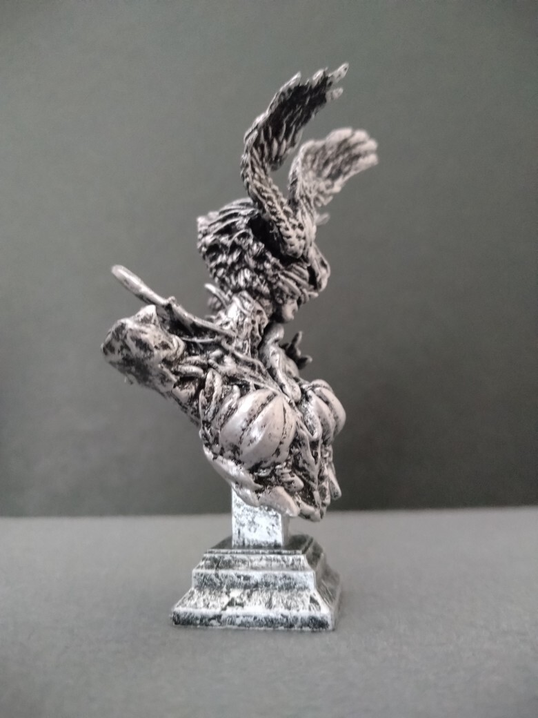 出品を待つフィギュア達 FINAL FANTASY XVI - Garuda Bust Figure - PVC Ichiban Kuji-B