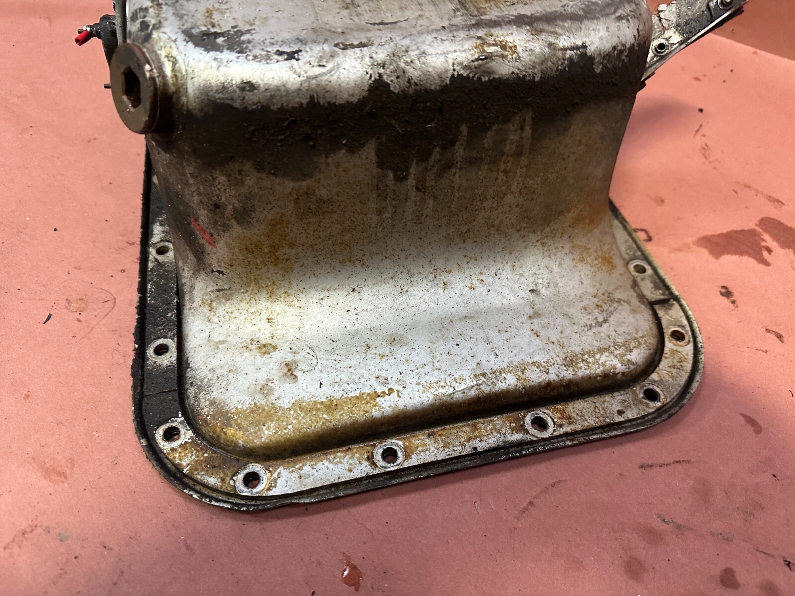 Bentley Brooklands 1994 6.8L V8 Oil Pan Assembly OEM