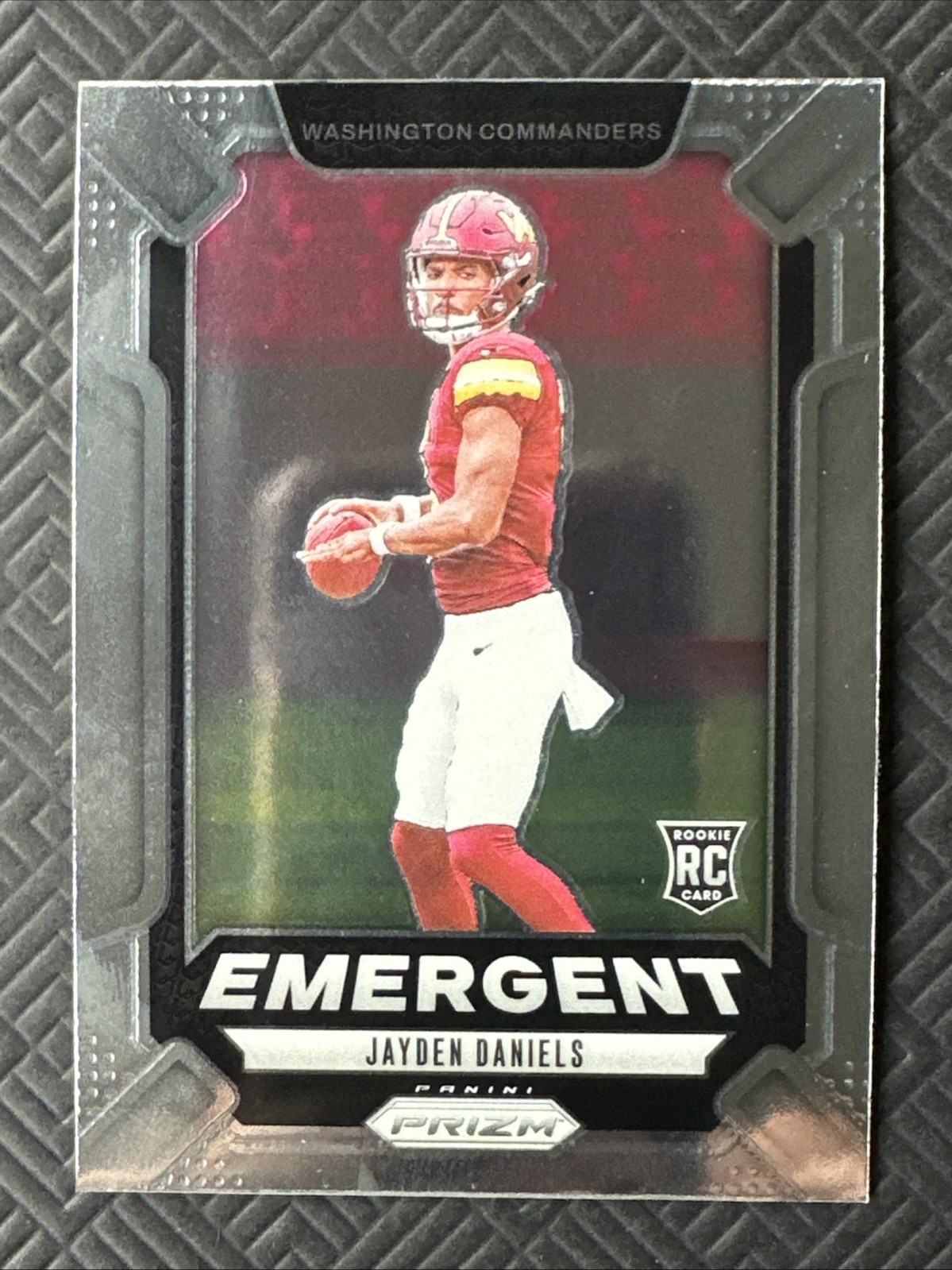 2024 Panini Prizm - Emergent Jayden Daniels #2 (RC) Commanders
