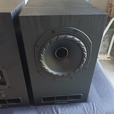Fyne Audio F5e Bookshelf Speakers (Black Oak) Mint boxed