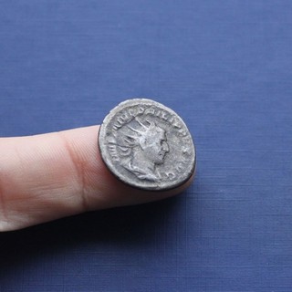 Moneda de plata imperial romana Antoniniano de Felipe siglo I 244 d.C.