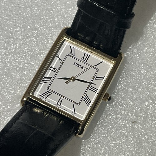 Seiko 7N01-0EZ0 Tank Style Quartz  Watch NEW BATTERY - Picture 2 of 10