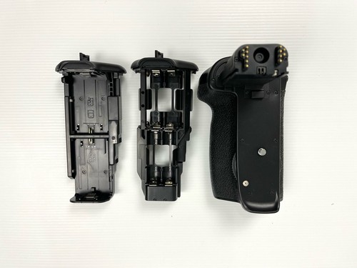 NEEWER Multi-Power Battery Grip Pack for CANON EOS 6D DSLR Cameras BG-E13 **READ - Picture 3 of 7