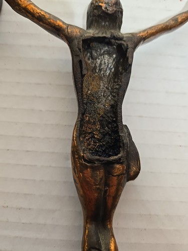 Gesù vintage ottone/bronzo su croce di legno INRI Gesù di Nazareth Re dei Giudei - Foto 12 di 14