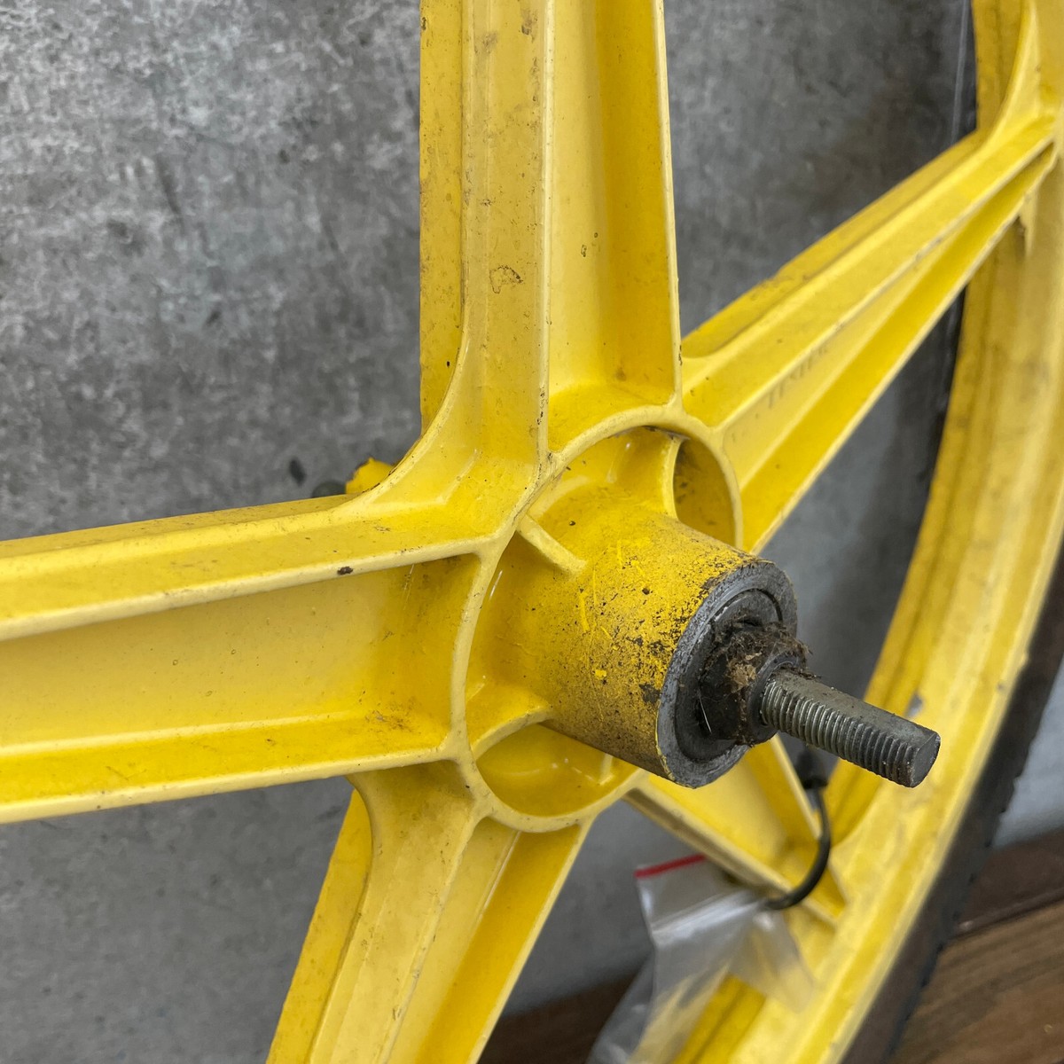 Lester BMX Mags Old School BMX Wheel Set Yellow 20 in 20