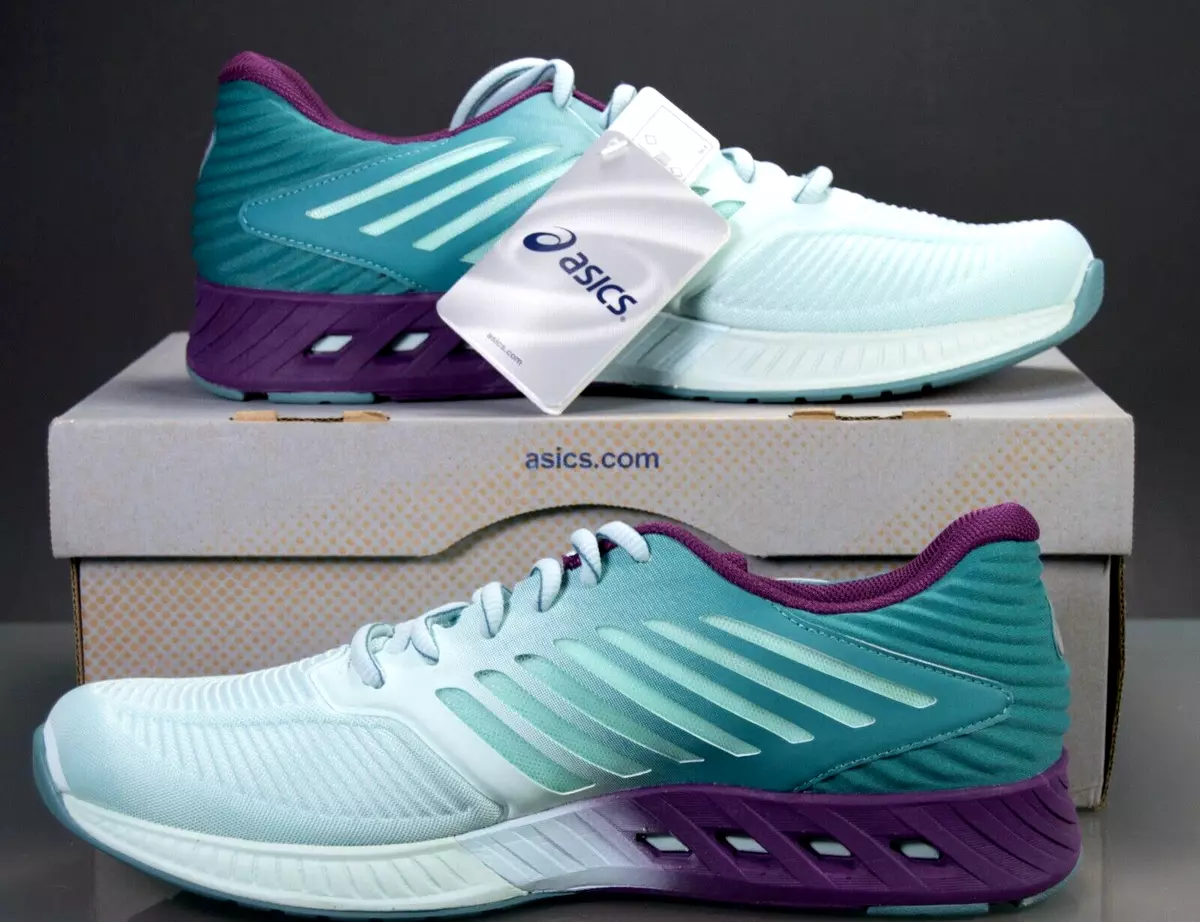 BRAND NEW ASICS FUZEX LADIES TRAINERS SIZE UK 8 US 10 EURO 42