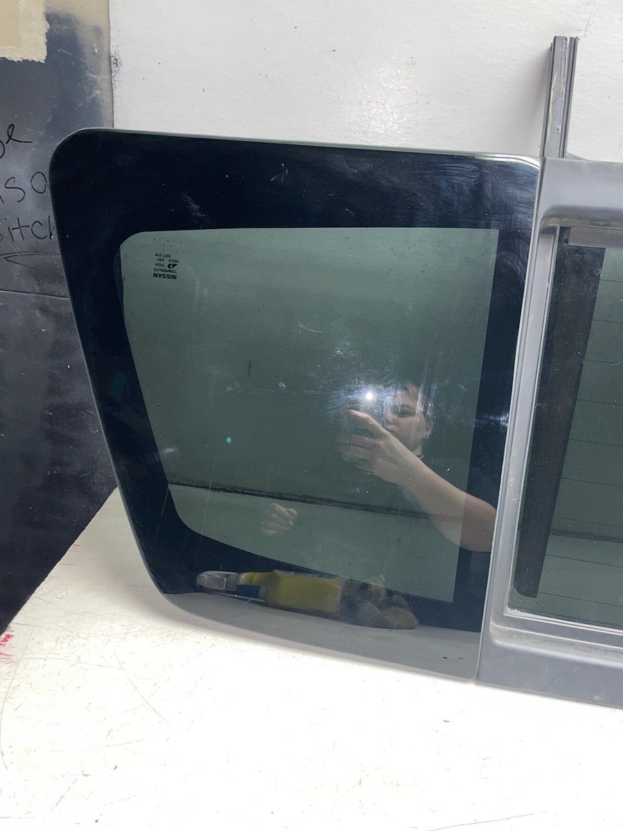 2005-2012 Nissan Titan 3 Piece Sliding Power Back Rear Glass