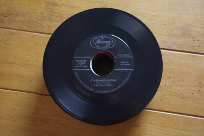 THE PLATTERS ''I WISH / IT'S RAINING OUTSIDE'' 45 RPM 7'' VG RECORD [D31-177]