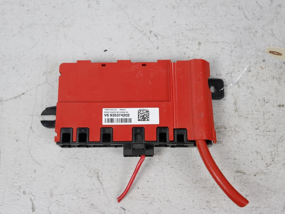 16-19 BMW 530i 540i G30 G11 G12 REAR TRUNK POWER DISTRIBUTOR B JUNCTION TERMINAL - Image 3 of 4